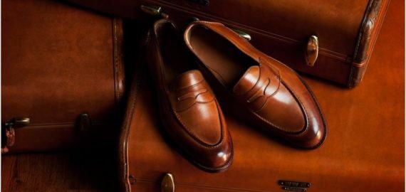Mẫu giày da bóng được nam giới mua nhiều nhất năm 2024