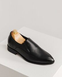 Giày đế cao nam màu đen GCTATC1561-D