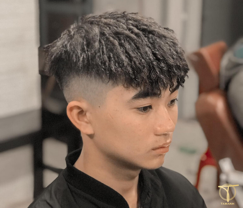 Tổng hợp 10 kiểu tóc uốn nam Hàn Quốc cực chất cho anh em  ALONGWALKER