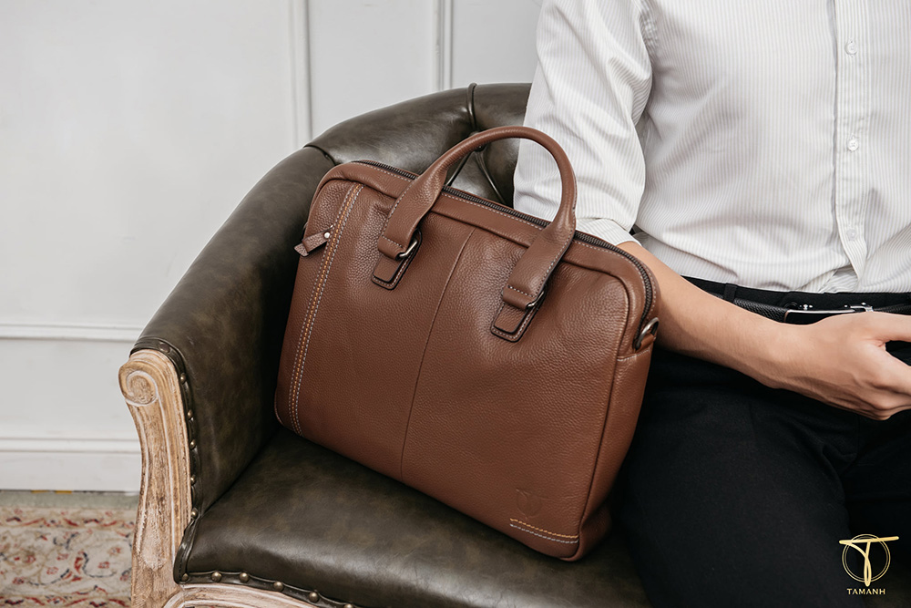 Cách làm phẳng túi da bị nhăn đơn giản, hiệu quả tại nhà 5 làm căng bề mặt túi da bị nhăn, gấp nếp