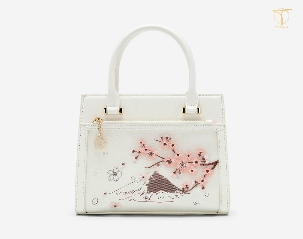 Kết hợp màu sắc hài hòa khi trang trí túi xách