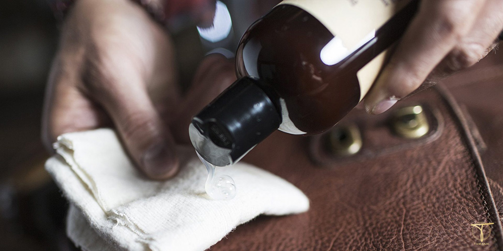 cách bảo quản túi da không bị tróc 8