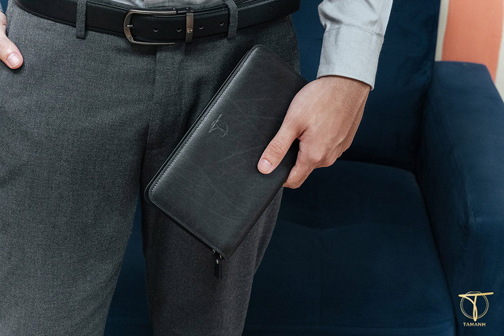 Nên dùng ví đứng hay ví ngang ảnh 4