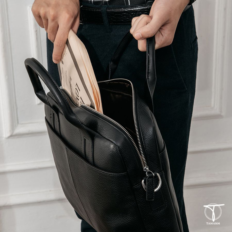 Sắp xếp túi xách giúp Tiết kiệm không gian