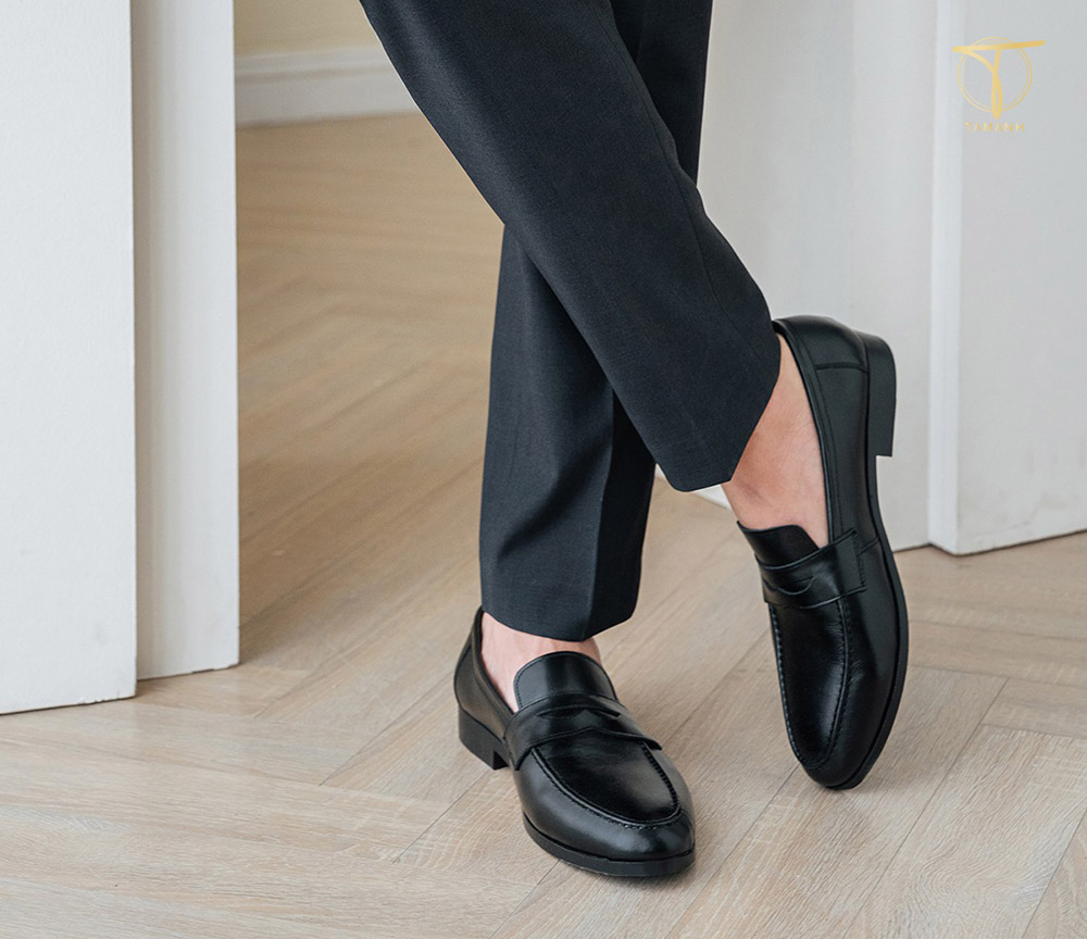 Cách xử lý khi giày da bị mốc, ẩm