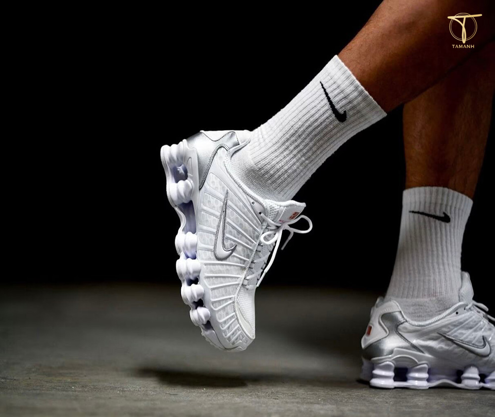Giày hot 2025 - Nike Shox